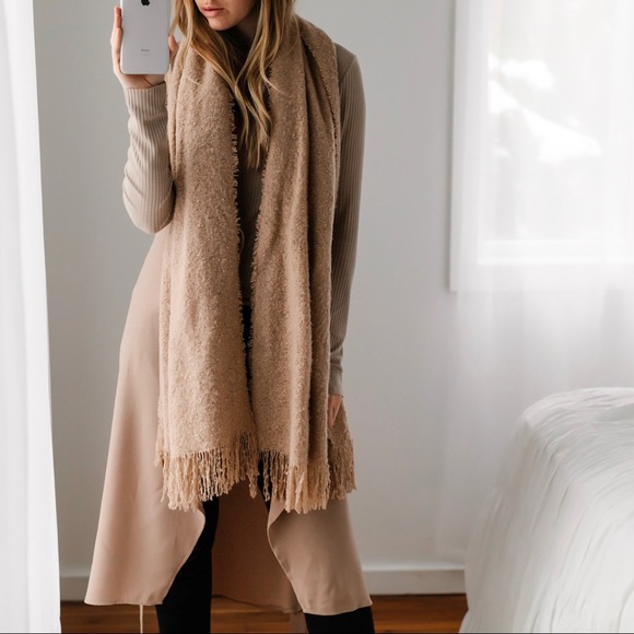 SoldOut11thStreet - Picture 4 of 5